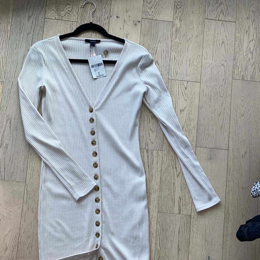 Forever 21 Beige MIDI Button up dress (Size M)
